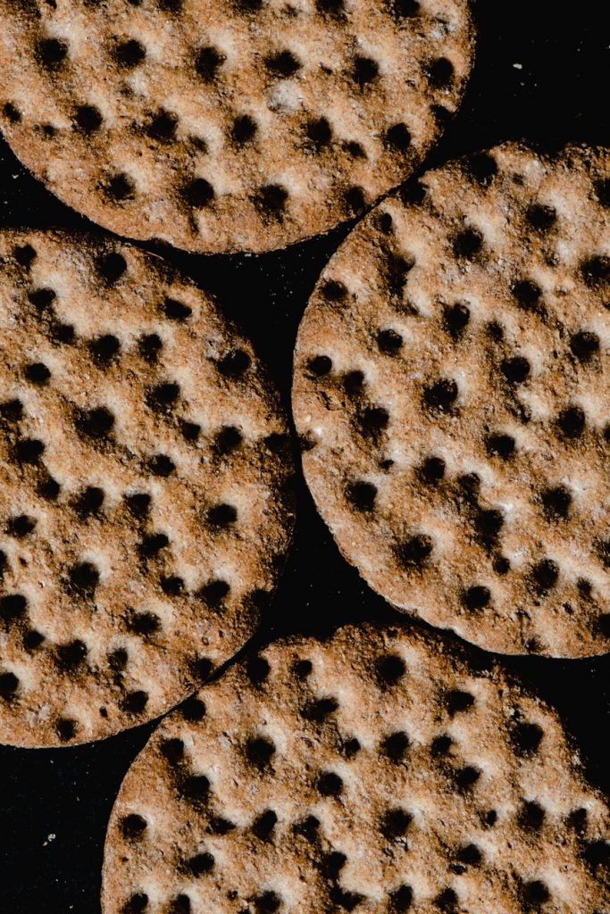 Are Cats Allergic To Graham Crackers?